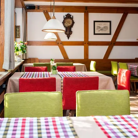 Lamm Garni Bed & Breakfast *